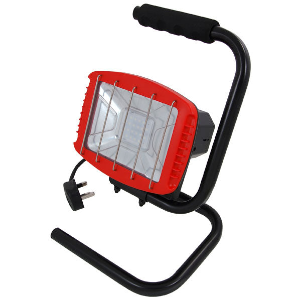 CT4196 - 230V LED Work Lamp